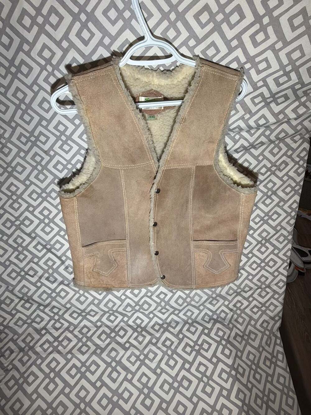 Vintage Genuine Leather Western Shearling Lined Snap Front Vest